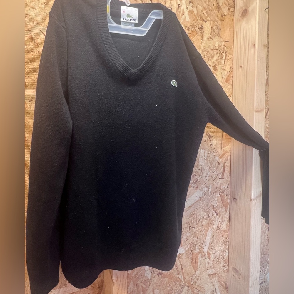 Lacoste Black V-Neck Sweater Women’s  Medium size 40 Vintage
